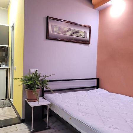 Мини Дом Целиком Около Мед Центра Астхик Hotel Ереван Екстериор снимка
