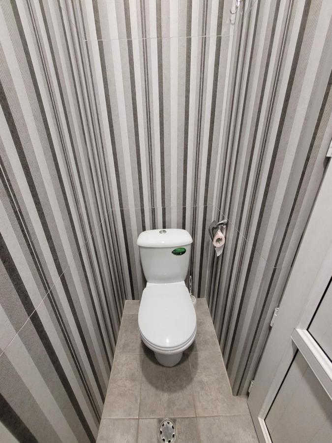 Мини Дом Целиком Около Мед Центра Астхик Hotel Ереван Екстериор снимка